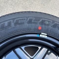 新車外し★ジムニーJB64 ホイールタイヤ1本　の画像