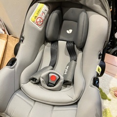 車用　新生児から幼児用　ベビーシート　Joie isnagの画像