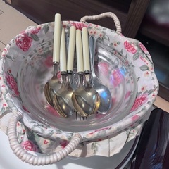 お皿　コーヒーカップ　等の画像