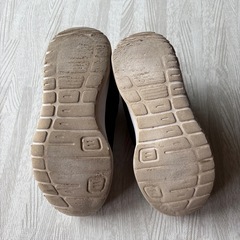 スニーカー　22cm 女の子の画像