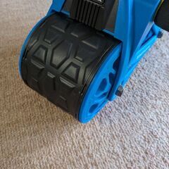 機能的な腹筋ローラー　アシストコイル付き　の画像
