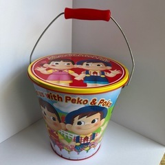 ペコちゃんバケツ缶の画像