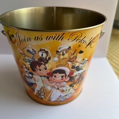 ペコちゃんバケツ缶の画像