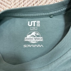 UNIQLO 恐竜Tシャツ　120の画像