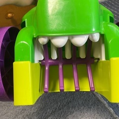 メガブロック　車　ワニの画像
