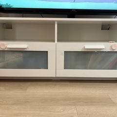 IKEAテレビ台-ホワイト-ブリムネスの画像