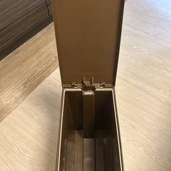 【本日限定】ニトリ 20L ゴミ箱の画像