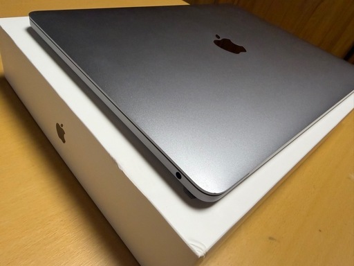 MacBook Pro13インチ M2 16GB 1TB 外箱付き