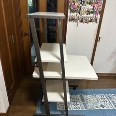 パソコン台の画像