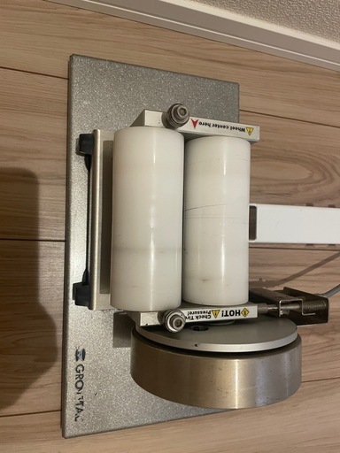 グロ―タック GROWTAC GT-Roller F3.2、ブルカット付き(ローラー台)
　