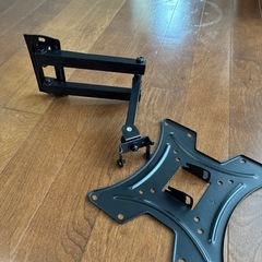テレビ壁掛け金具の画像
