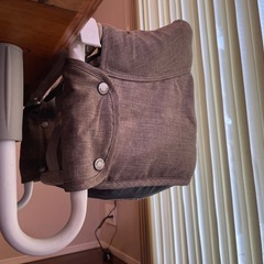 Inglesina テーブルチェアの画像