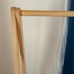 木製はんがーハンガーラックの画像