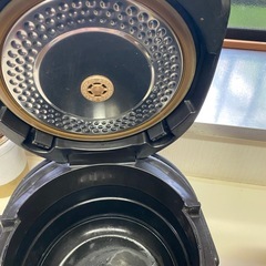 ［5.5合炊き］黒厚鉄釜　HITATI  大火力ihＩＨ炊飯器の画像