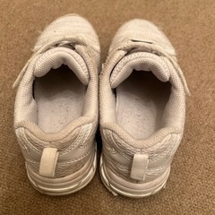 瞬足　19cm 白の画像