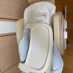 電動ハイローチェアの画像