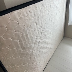 ダブルベッドマットレスの画像