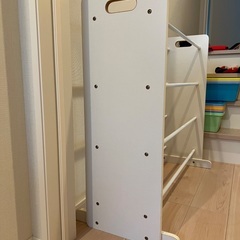 おもちゃラック(パステルカラー)の画像