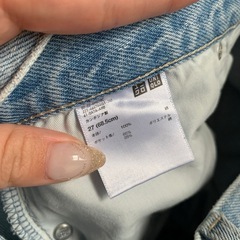 UNIQLOジーンズの画像