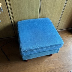 オットマン、ハンガーラック、の画像