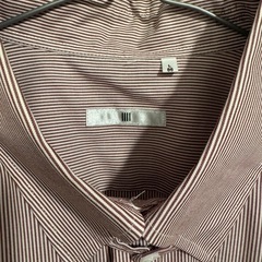 【美品】スーツセレクト　赤と白のストライプ ボタンダウンシャツの画像