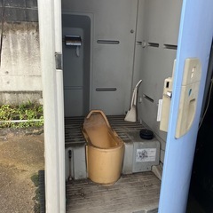 (お話し中)仮設トイレの画像