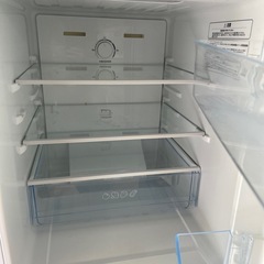 冷蔵庫　Hisense
の画像