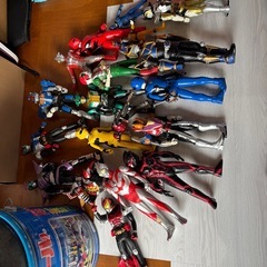 ヒーローフィギュアの画像