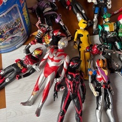 ヒーローフィギュアの画像