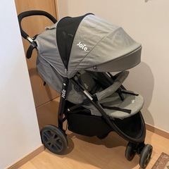 Joie Litetrax 4 ベビーカーの画像