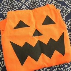 ハロウィンエプロンの画像