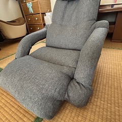 座椅子　カバー付き
の画像