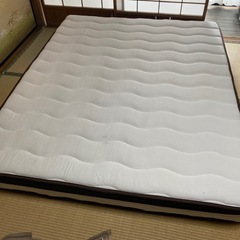 RASIK LED照明付きステージベッド　※クイーンサイズ　ボンネルコイルマットレス付きの画像