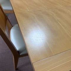 伸長ダイニングセット椅子4脚付きの画像