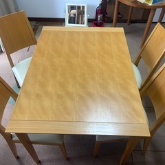 伸長ダイニングセット椅子4脚付きの画像