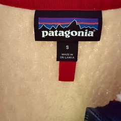 【受付終了しました】 Patagonia パタゴニア フリースジャケット Sサイズ ベージュ　ハーフジップの画像