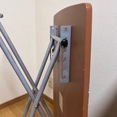 高さの変えられる机
の画像