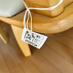 ニトリ ダイニングセット (テーブル＆イス×4)の画像