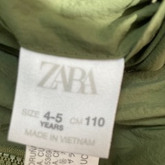 ZARAアウター　110の画像