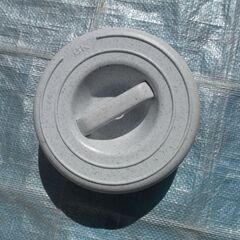漬物樽と漬物石のセットの画像