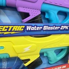 電動水鉄砲 Water Blaster 2パック 750mlの大容量 充電式バッテリー 飛距離8m U199-69406の画像