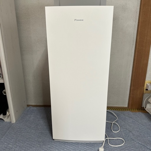 DAIKIN ダイキン 除湿・加湿空気清浄機 MCK704AKS-W 23年製 ダイキン（DAIKIN） 空気清浄機 加湿 MCZ704A-T 2024年モデル 加湿空気