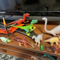恐竜玩具　中古　除菌済み　30個以上の画像