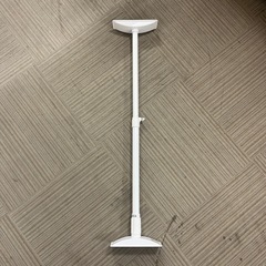 【美品‼️】アイリスオーヤマ 家具転倒防止伸縮棒 つっぱり棒 突っ張り棒 
Lサイズ 防災グッズ KTB-60R ホワイトの画像