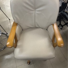 丸テーブル3点セットの画像
