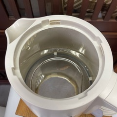 電気ケトル 1Lの画像