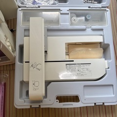brother innovis D300 EMS80 コンピューターミシンの画像