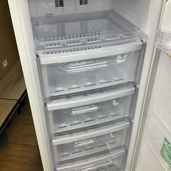 #J-12【ご来店頂ける方限定】MITUBISHIの冷凍庫ですの画像