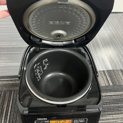 TOSHIBA炊飯器の画像