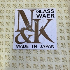 手作りのガラス製花瓶の画像